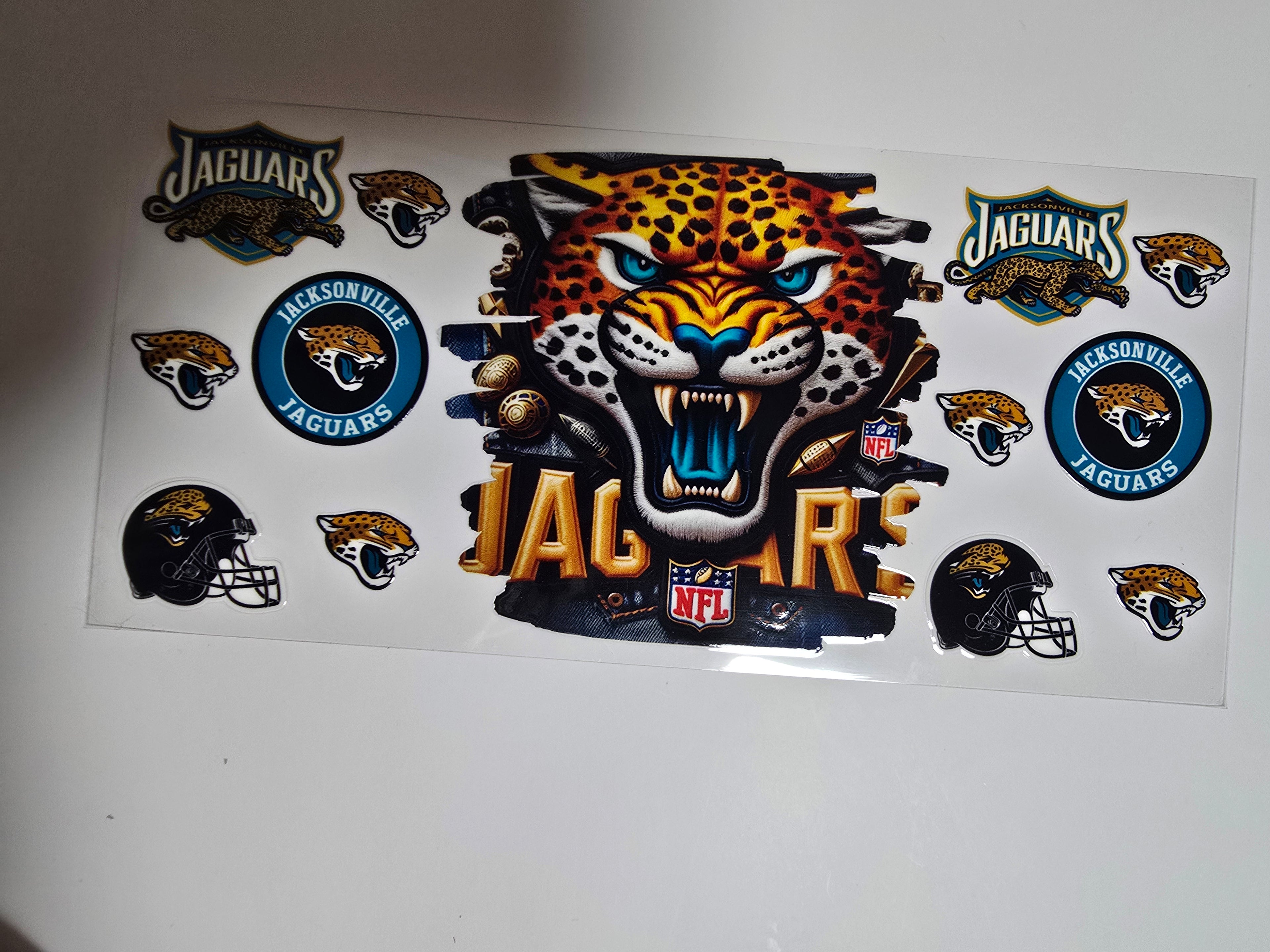Jaguars 16oz wrap