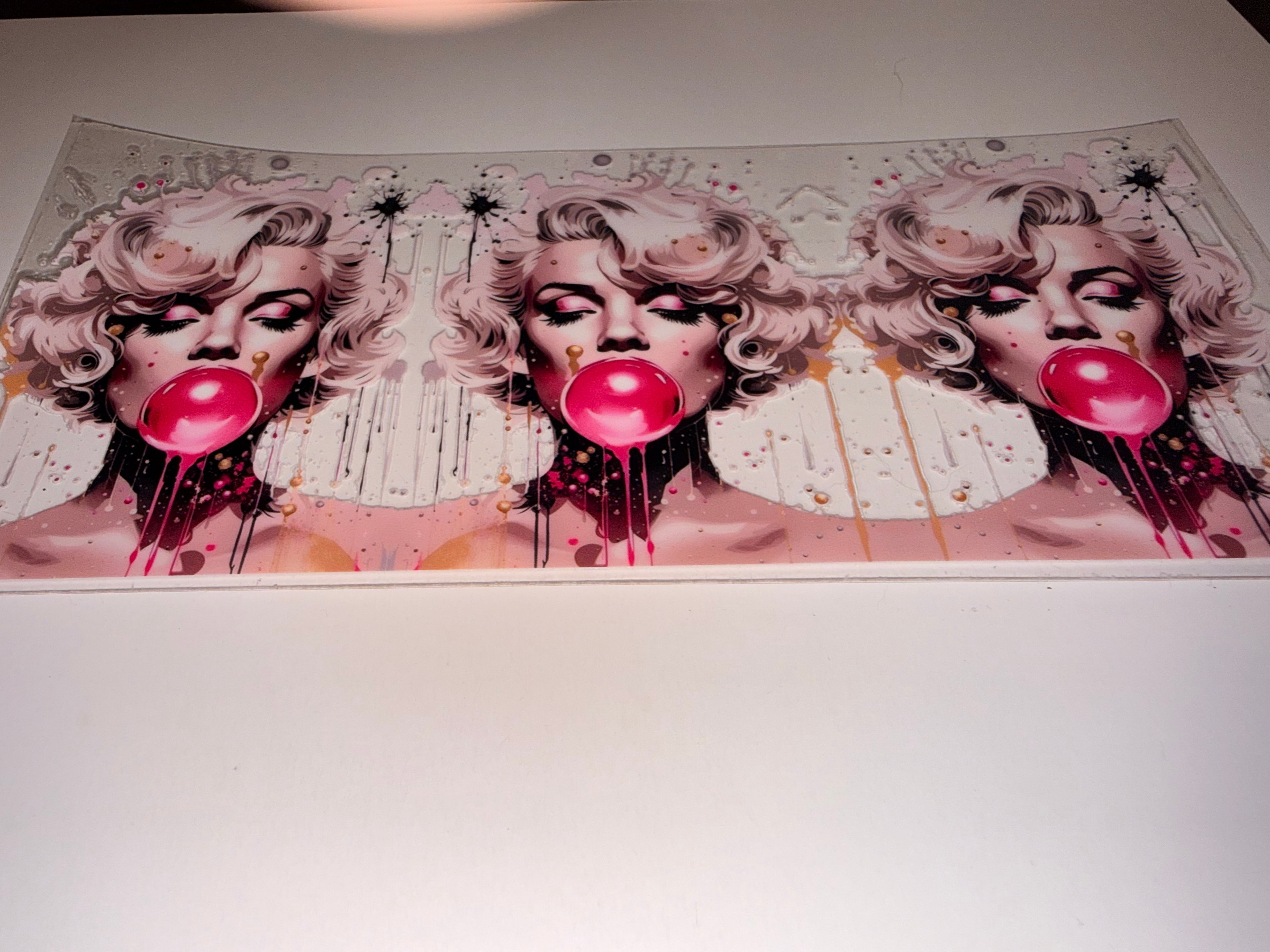 Marilyn Monroe 16oz wrap