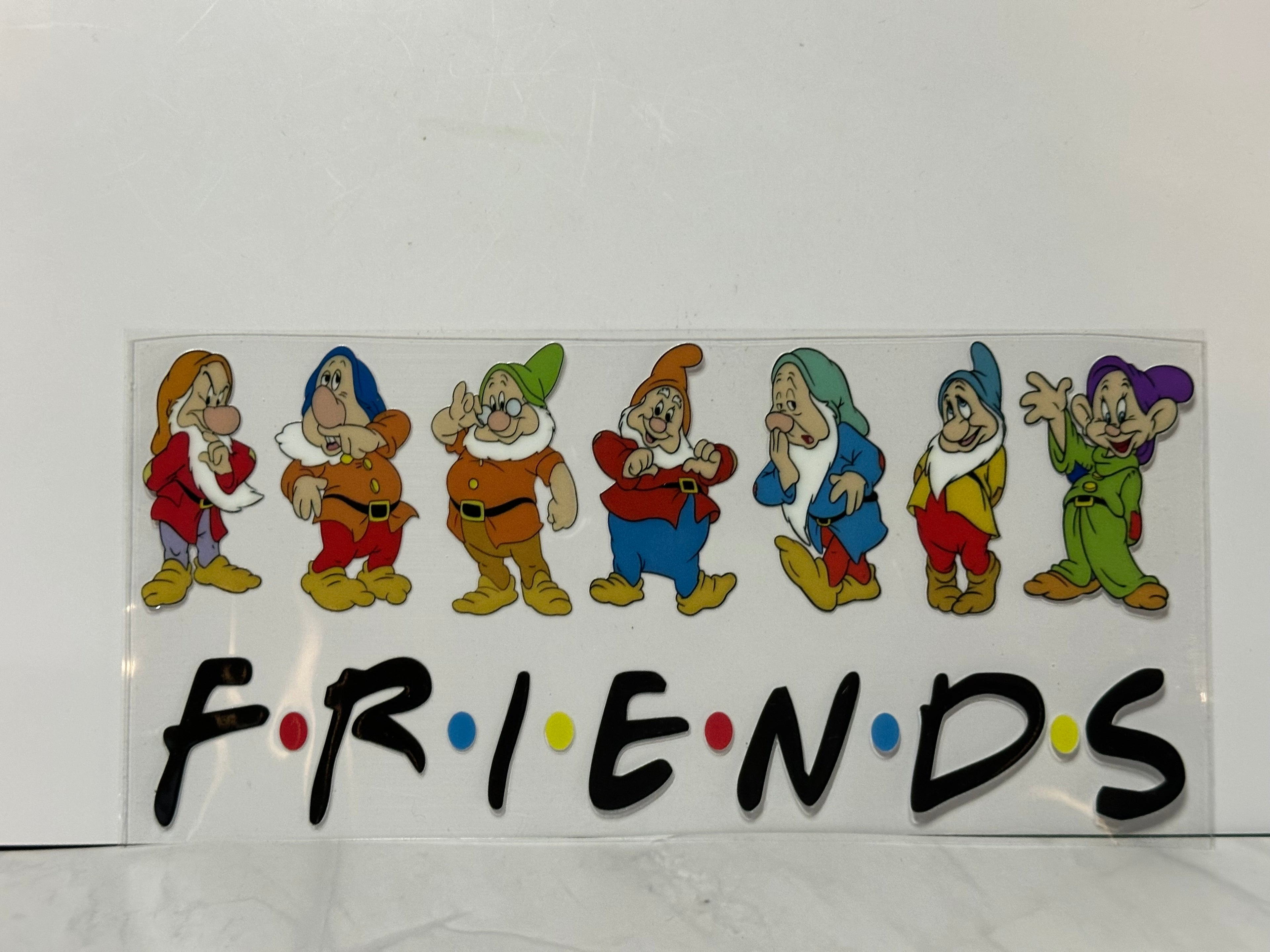 Snow White & Dwarfs 16 oz Wrap