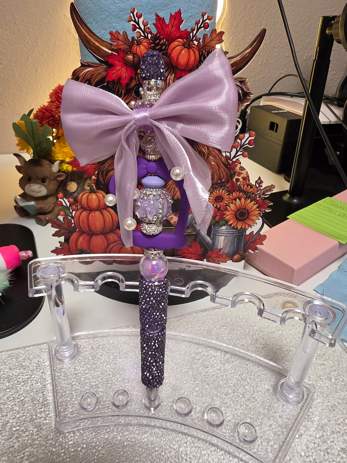 Purple spinning Bow pen